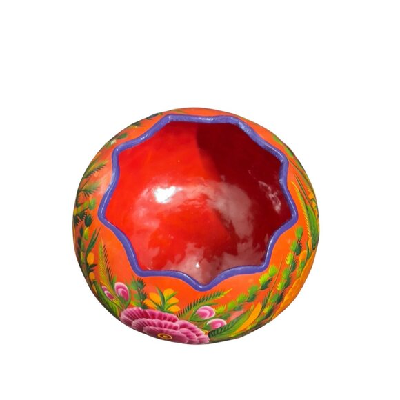 Handcrafted Mexican Painted Gourd Bowl With Floral Design - Picture 6 of 7